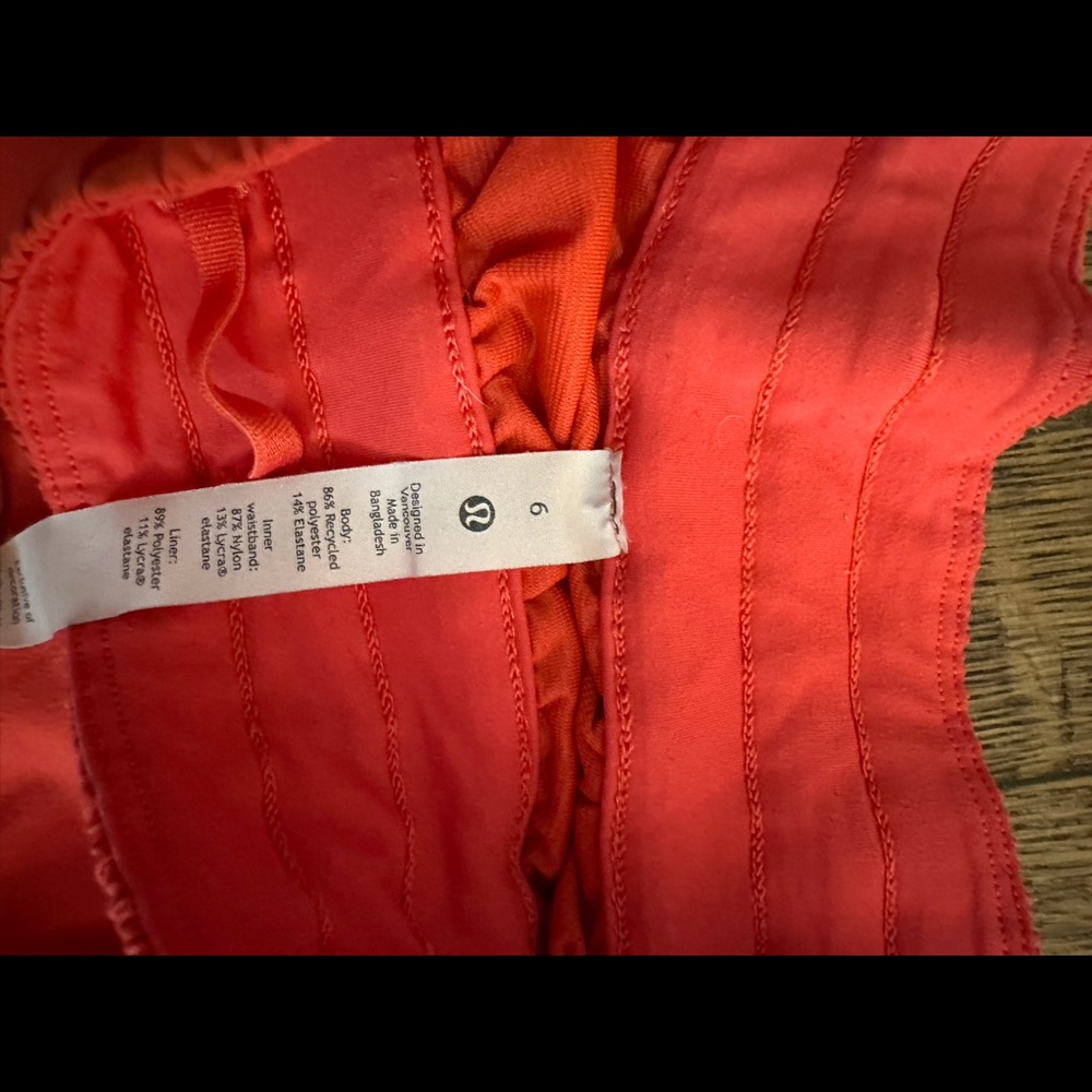 Lululemon Tracker shorts 4” inch in seam
